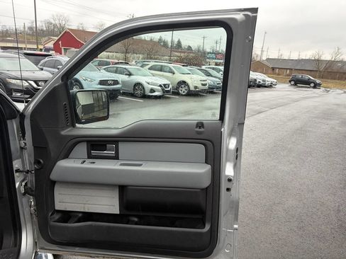 Used 2014 Ford F150 XLT w/ XLT Chrome Package image 19