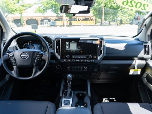 New 2026 Nissan Frontier SV w/ Tow Package AWD/4WD image 10