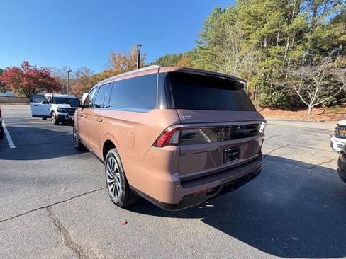 New 2025 Lincoln Navigator L Black Label image 5