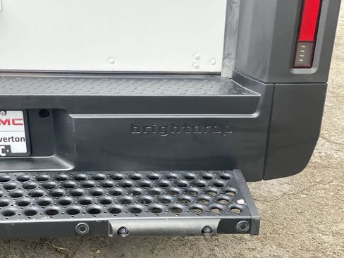 Used 2024 Chevrolet Brightdrop 600 w/ Battery Pack, Max Range AWD/4WD image 10