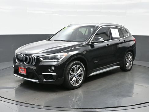 Used 2017 BMW X1 xDrive28i image 2