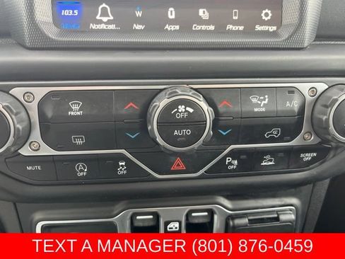 Used 2023 Jeep Gladiator Overland AWD/4WD image 22