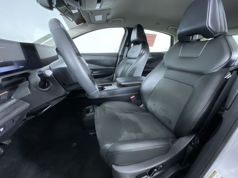 Certified 2023 Nissan Ariya AWD image 15