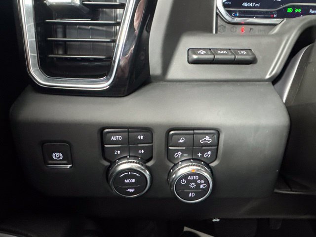 Used 2024 GMC Sierra 1500 Denali AWD/4WD image 19