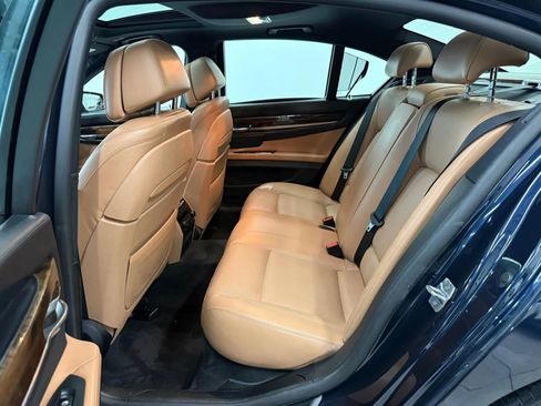 Used 2013 BMW 750i xDrive 750i xDrive Sedan 4D image 13