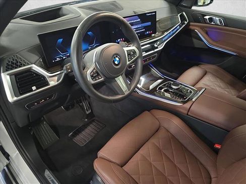 Used 2026 BMW X7 xDrive40i image 18