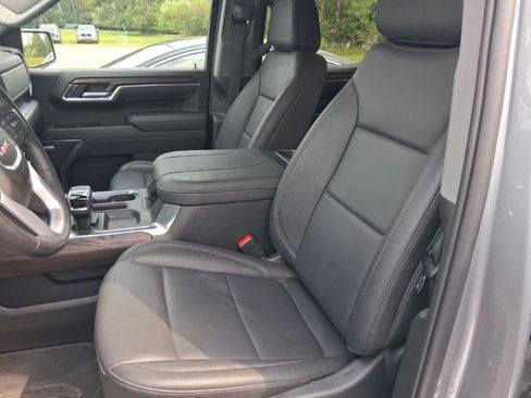 Used 2026 GMC Sierra 1500 SLT w/ SLT Premium Package AWD/4WD image 9