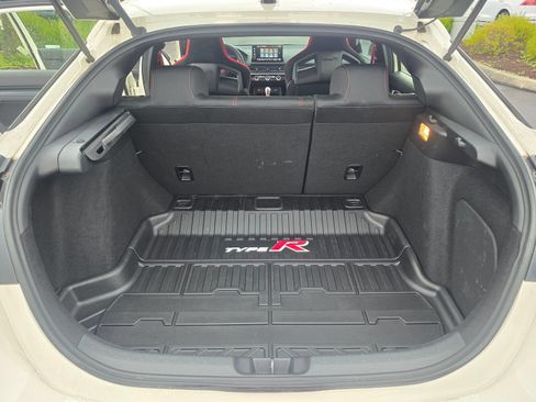 Used 2025 Honda Civic Type R image 10