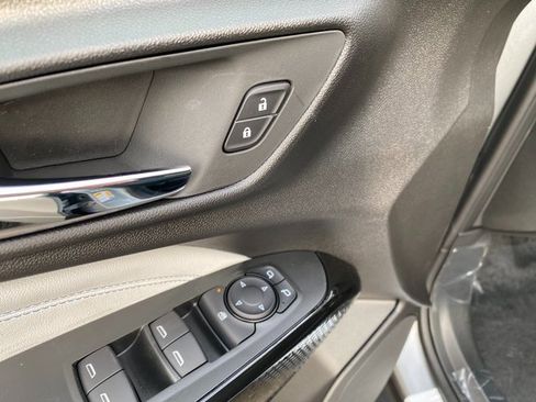 New 2026 Chevrolet Trax LT w/ Driver Confidence Package image 17