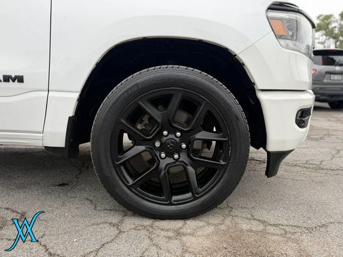 Used 2024 RAM 1500 Laramie AWD/4WD image 9
