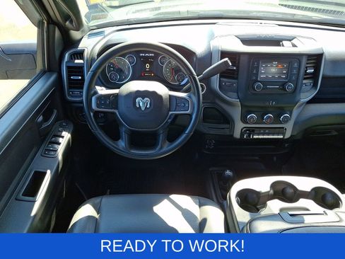 Used 2024 RAM 3500 Tradesman w/ Chrome Appearance Group AWD/4WD image 12