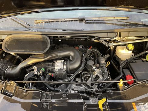 New 2025 Ford Transit 250 148 Medium Roof w/ Load Area Protection Package image 28