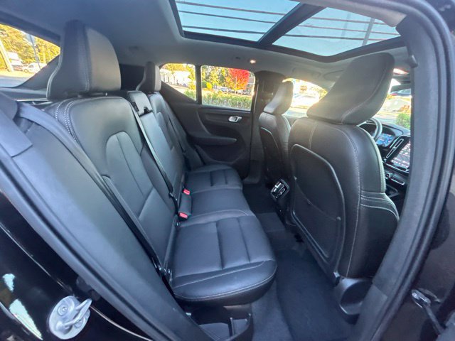 Used 2026 Volvo XC40 B5 Plus AWD/4WD image 13