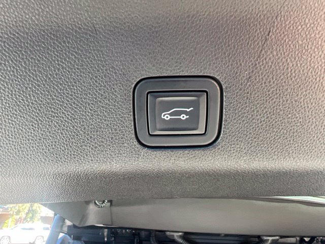 Used 2021 Cadillac Escalade ESV Sport w/ Driver Assist Tech Package AWD/4WD image 10