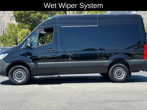 Used 2023 Mercedes-Benz Sprinter 2500 image 8