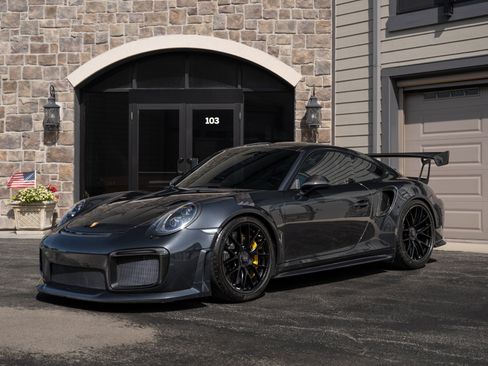 Used 2018 Porsche 911 GT2 RS RWD image 23
