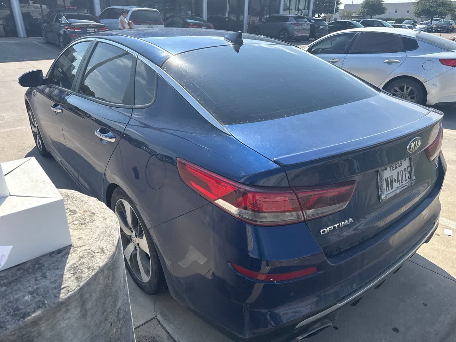 Used 2019 Kia Optima S FWD image 4