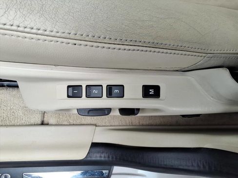 Used 2015 Volvo XC60 T5 Platinum image 16