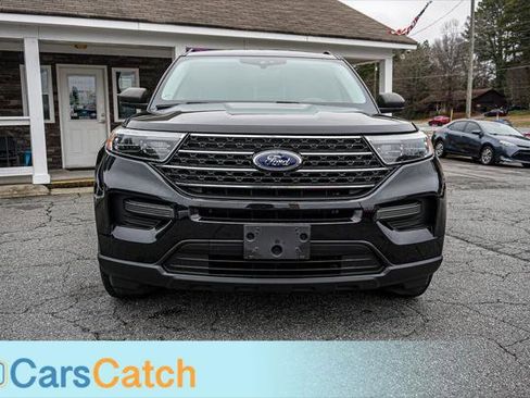 Used 2020 Ford Explorer XLT image 11