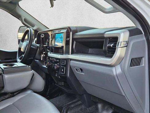 Used 2025 Ford F250 XL w/ XL Driver Assist Package AWD/4WD image 18