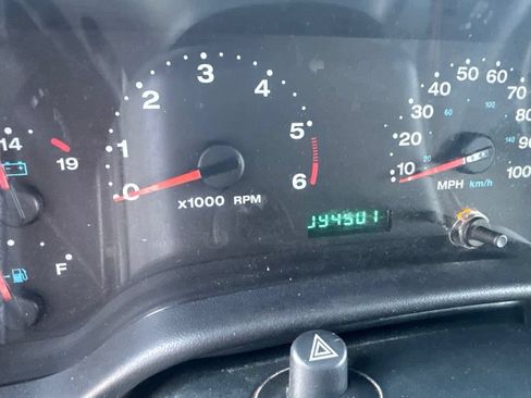 Used 2005 Jeep Wrangler Rubicon AWD/4WD image 12