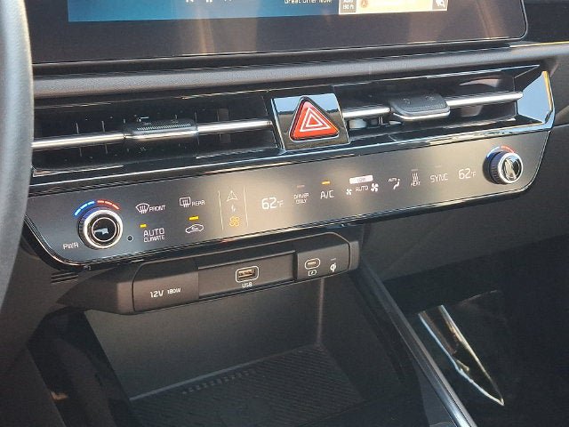 Certified 2023 Kia Niro Wind FWD image 16