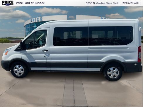 Used 2017 Ford Transit 350 XLT RWD image 8