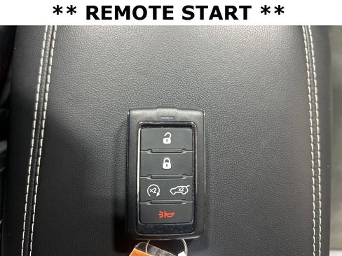 Certified 2021 Jeep Grand Cherokee L Laredo image 18