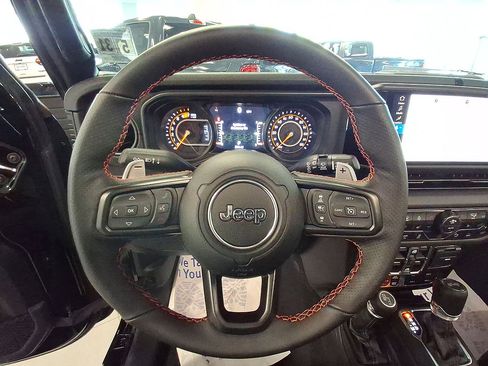 Used 2026 Jeep Wrangler Unlimited Rubicon 392 w/ Quick Order Package 27X Moab AWD/4WD image 22