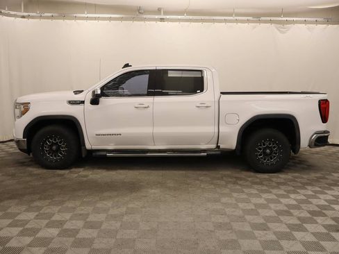 Used 2019 GMC Sierra 1500 SLE w/ SLE Value Package AWD/4WD image 2