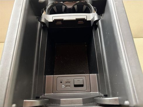 Used 2016 MAZDA CX-9 Touring image 33