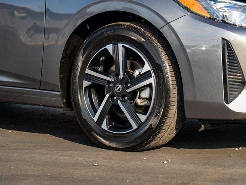 Used 2024 Nissan Sentra SV image 7