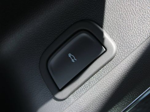 New 2026 Chevrolet Traverse RS FWD image 46