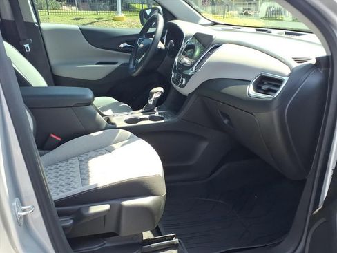 Used 2022 Chevrolet Equinox LT FWD image 21