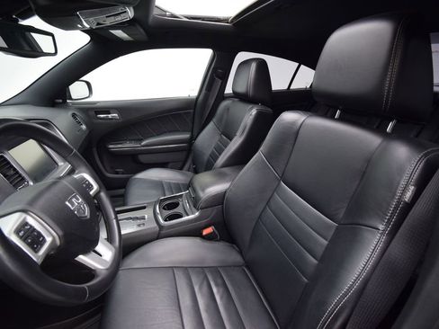 Used 2013 Dodge Charger R/T image 18