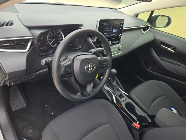 Used 2021 Toyota Corolla LE FWD image 10