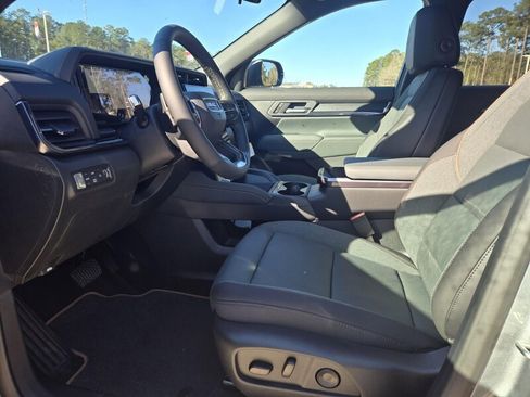 New 2026 GMC Terrain AT4 w/ Convenience Package III image 19