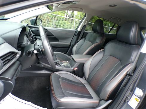 Used 2024 Subaru Crosstrek 2.5i Limited w/ Crosstrek Mirror Package AWD/4WD image 13