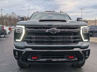 New 2026 Chevrolet Silverado 3500 LT w/ Trail Boss Package AWD/4WD video 2