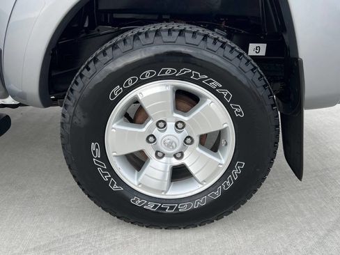 Used 2014 Toyota Tacoma 4x4 Double Cab w/ TRD Sport Package image 30