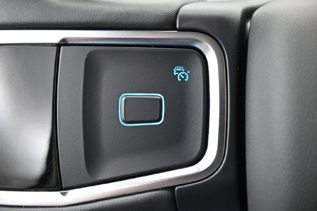 Used 2025 Ford Expedition Active RWD image 17