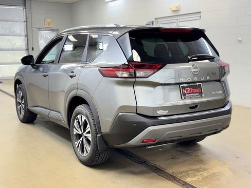 Used 2023 Nissan Rogue SV w/ SV Premium B Package AWD/4WD image 7