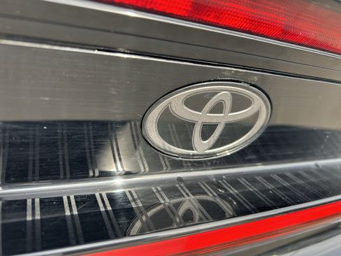 Used 2024 Toyota Prius LE image 13