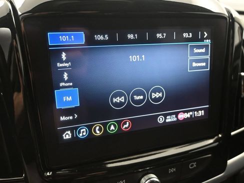 Used 2020 Chevrolet Traverse LT w/ LT Premium Package FWD image 17