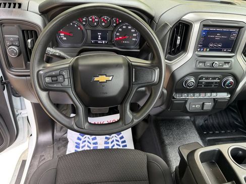 Used 2025 Chevrolet Silverado 1500 W/T RWD image 10