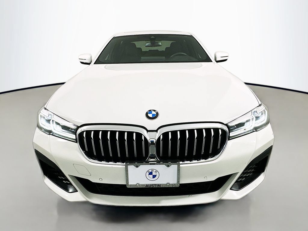 Used 2022 BMW 540i xDrive w/ Executive Package AWD/4WD image 2