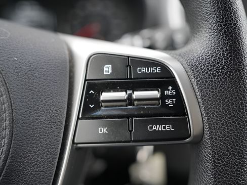 Used 2019 Kia Sorento FWD V6 image 27