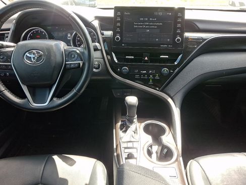 Used 2022 Toyota Camry XLE AWD/4WD image 15