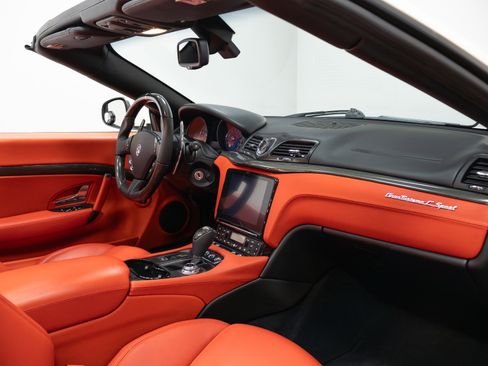 Used 2018 Maserati GranTurismo Sport image 52