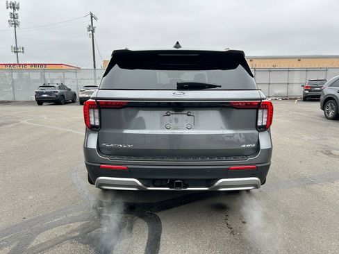 Used 2025 Ford Explorer Platinum image 6